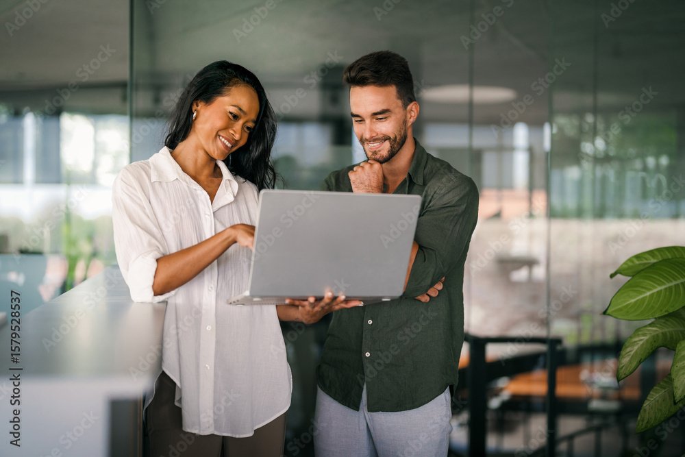 Immerse Marketing - Access More Results with Microsoft Ads 2 Immerse Marketing - Access More Results with Microsoft Ads 1 Image